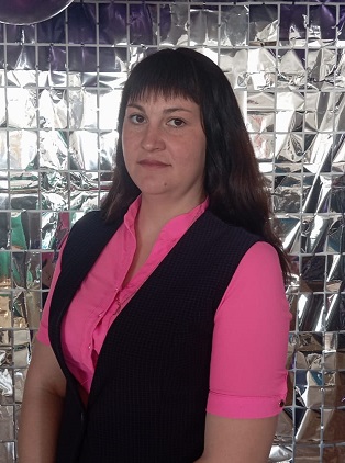 Астраханцева Лариса Александровна.